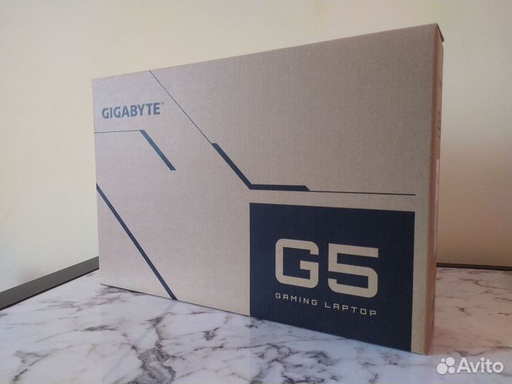 Ноутбук gigabyte G5 MF i5-12500h/RTX4050/RAM16GB