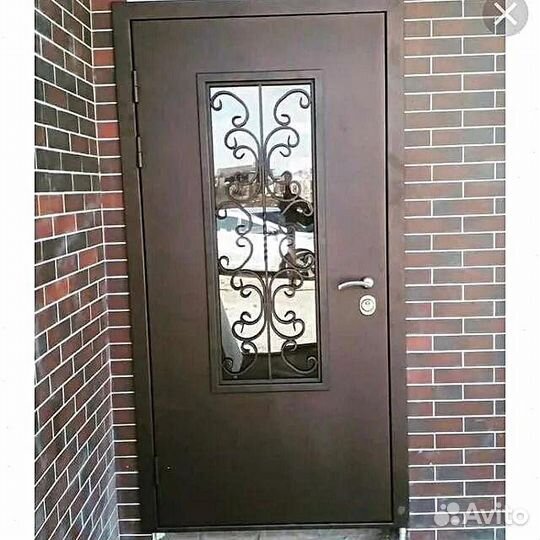 Дверь входная уличная с терморазрывом новая