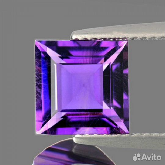 Аметист натуральный 2,54Ct 8мм VVS Square Африка