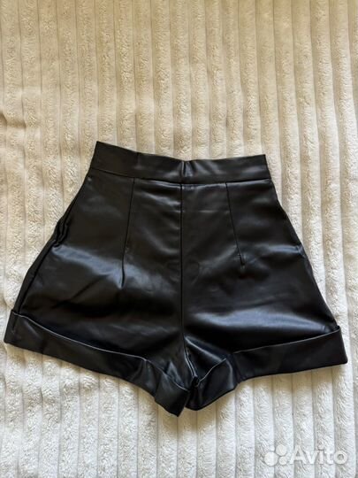 Шорты из экокожи