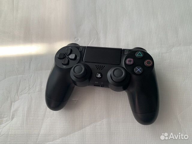 DualShock 4V2 2022 года почти новый