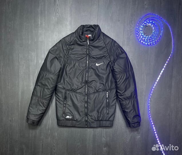 Куртка Nike (осень)
