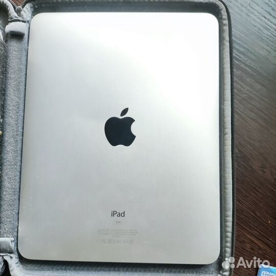 Телефоны и iPad на запчасти/ремонт