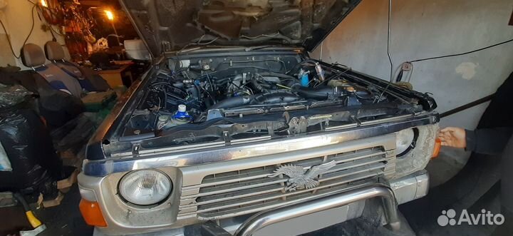 Nissan Safari 4.2 AT, 1992, 236 758 км