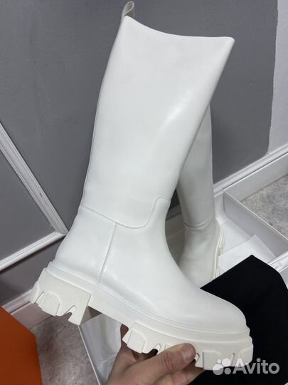 Сапоги женские