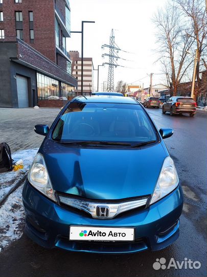 Honda Fit Shuttle 1.3 CVT, 2011, 145 300 км