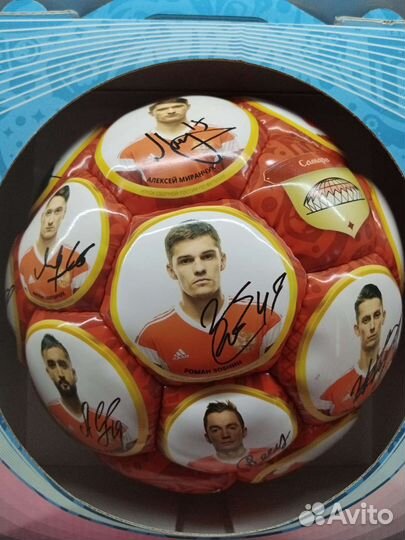 Футбольный мяч с FIFA 2018