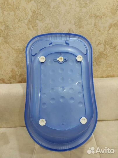 Ванночка для купания с горкой