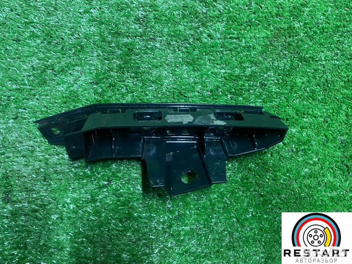 Крепление переднего бампера правое Volkswagen Polo