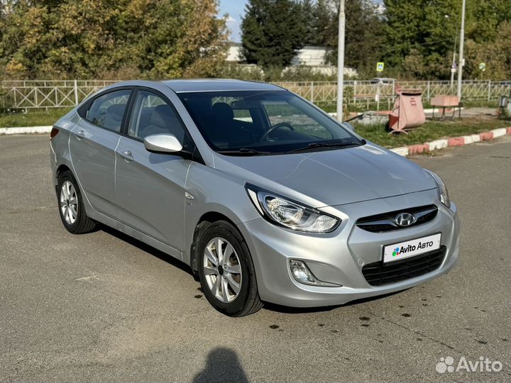 Hyundai Solaris 1.6 AT, 2012, 126 990 км