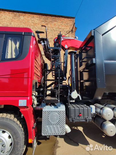 Shacman (Shaanxi) SX3258DR384 с КМУ, 2023