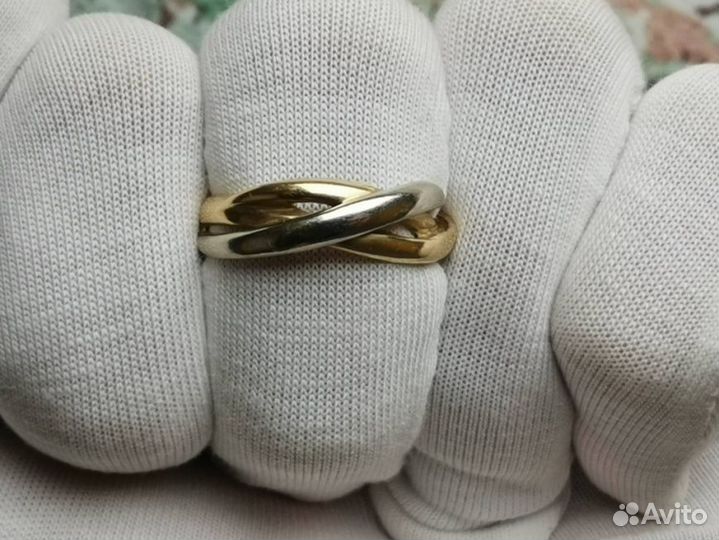 Золотое кольцо 585 пробы массой 3,47 грамма (Р18)