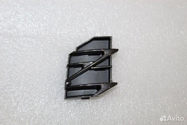 Lexus RX 4 F Sport Заглушка крюка правая