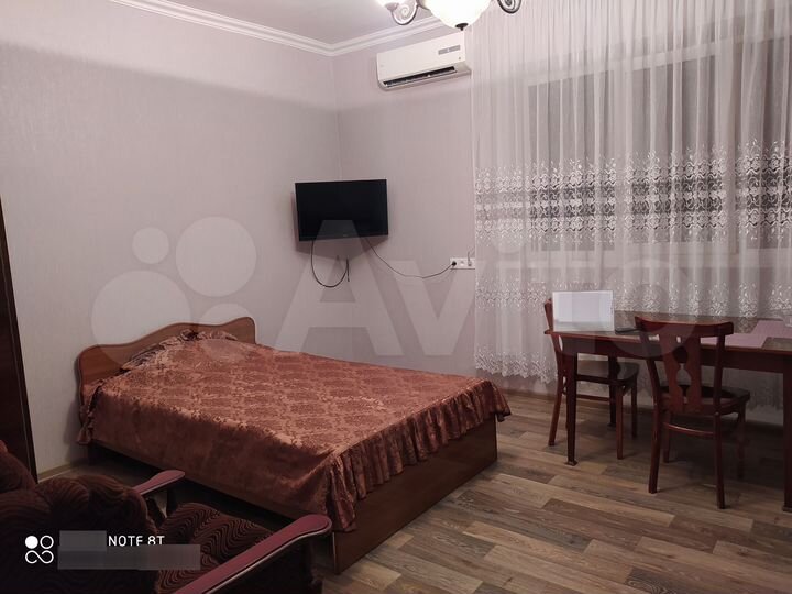 2-к. квартира, 42 м², 2/2 эт.