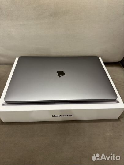 Apple MacBook Pro 16 2019 i7 16GB/512GB