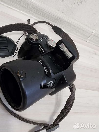 Фотоаппарат panasonic lumix на запчасти+сумка