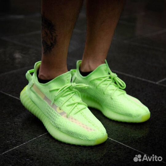 Кроссовки Adidas Yeezy Boost 350 v2 Glow (36-45)