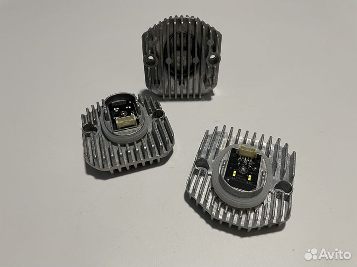 Блок розжига колец передних фар BMW G30 глазки