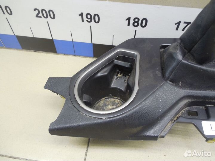 Накладка (кузов внутри) RAV 4 2013