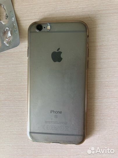 iPhone 6S, 64 ГБ