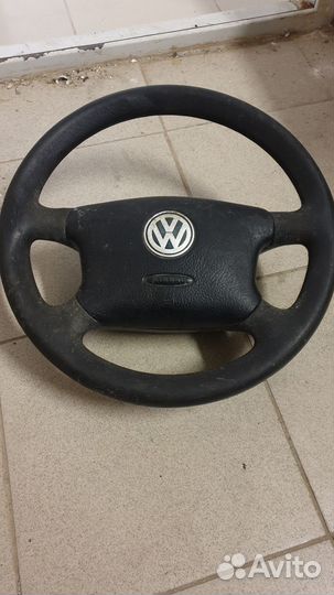 Продаю руль volkswagen jetta 4