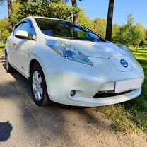 Nissan Leaf AT, 2014, 49 000 км, с пробегом, цена 930 000 руб.