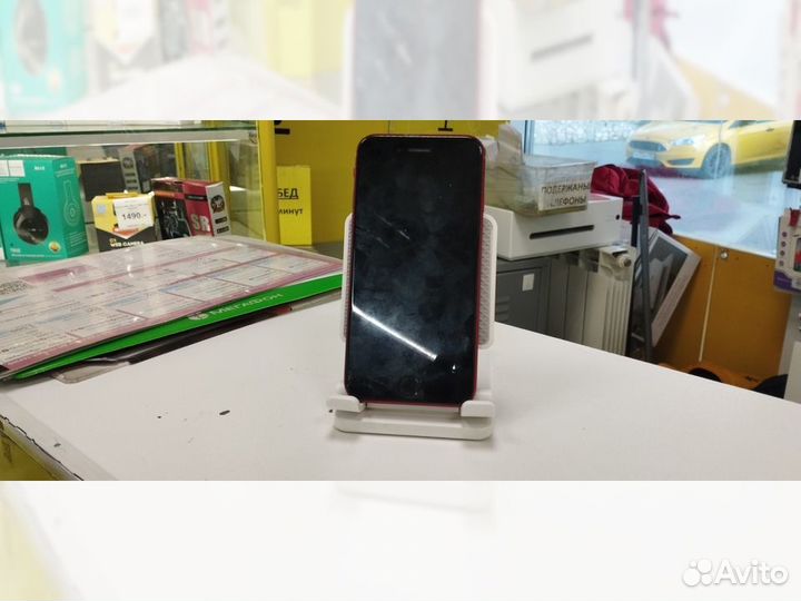 iPhone 8, 64 ГБ
