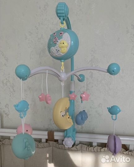 Музыкальный мобиль с проектором ночником