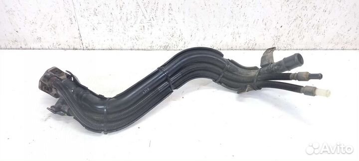 Заливная горловина бензобака Kia Rio 3