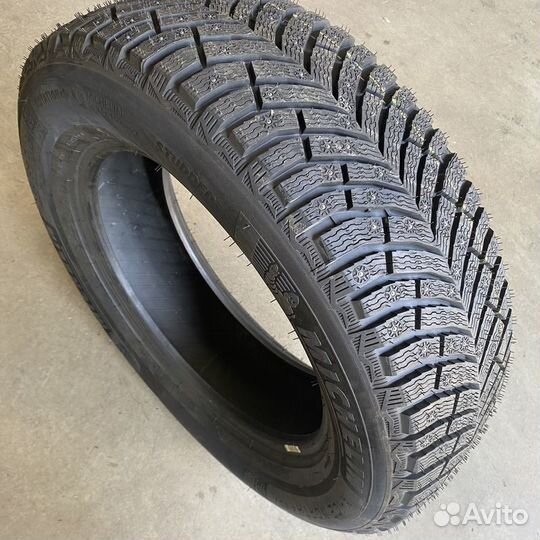 Michelin X-Ice North 4 SUV 275/50 R21 113T
