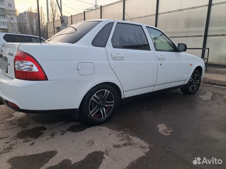 LADA Priora 1.6 МТ, 2014, 107 000 км