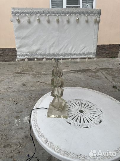 Лампа настольная