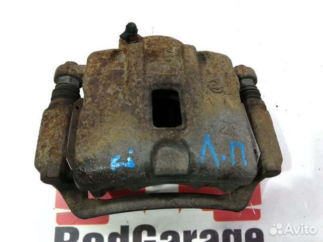 Суппорт передний левый Ssangyong Musso Sports FJ