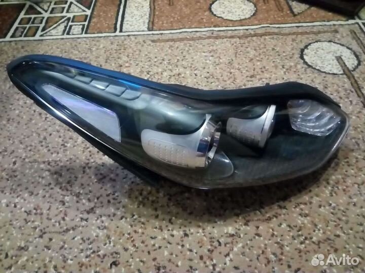 Фара правая Kia sportage 4