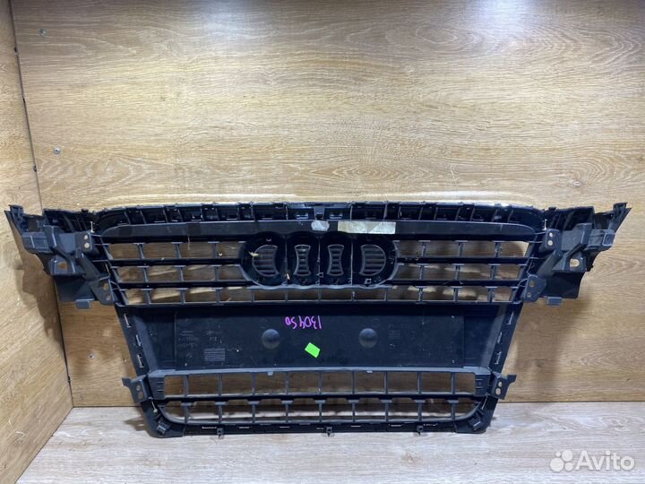 Решетка радиатора Audi A4 B8 дорест Арт. 130450