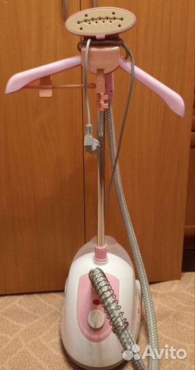 Отпариватель и утюг