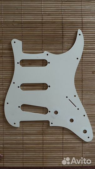 Пикгард Fender pickguard original