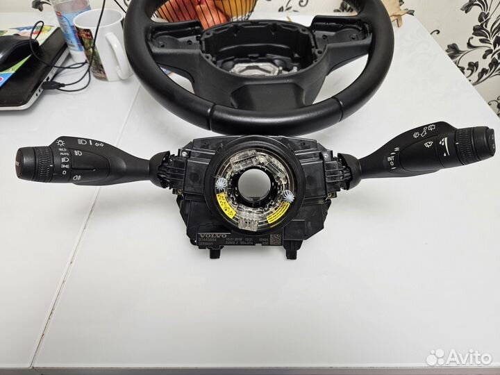 Подрулевой переключатель XC60 2 SPA 31443884