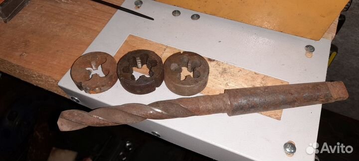 Метчики, плашки