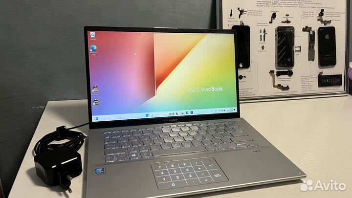 Asus vivobook 14