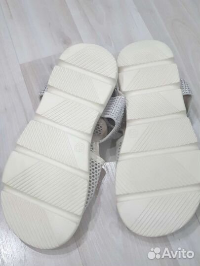 Сандали для девочки