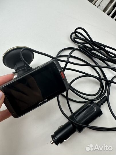 Продам видеорегистратор mio mivue 688