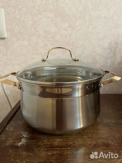 Кастрюля Bekker