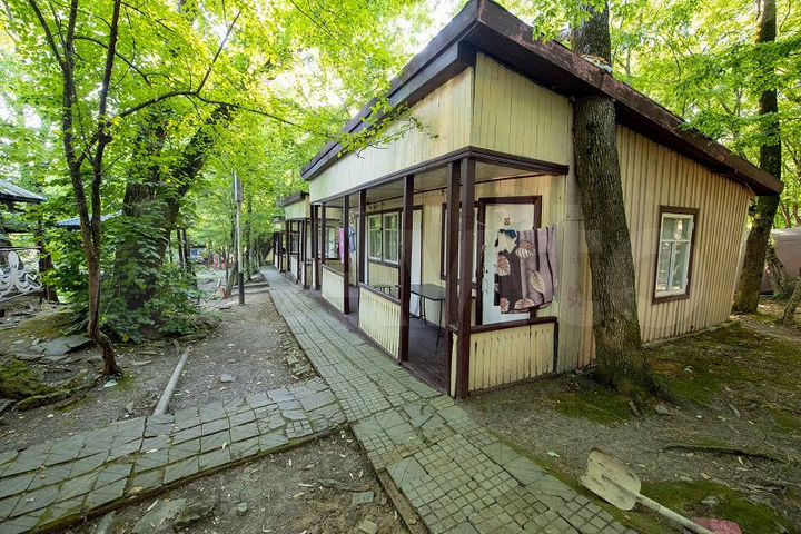 Комната 15 м² в 3-к., 1/1 эт.