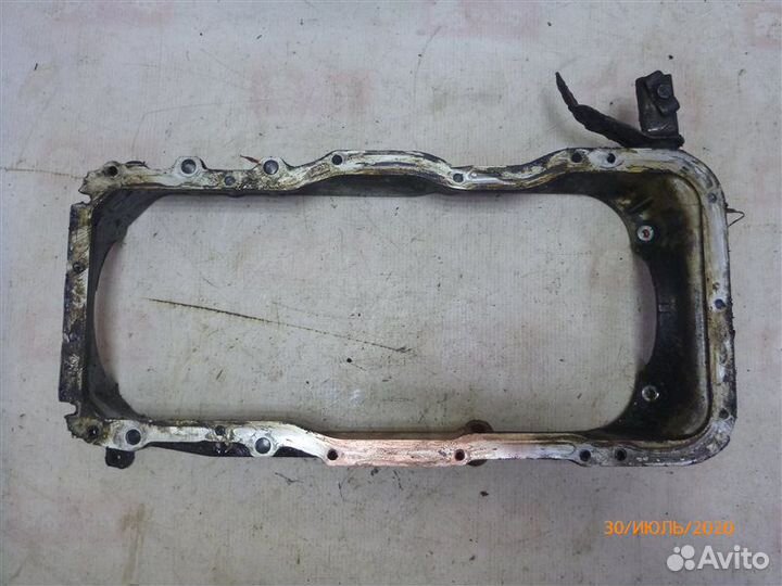 Поддон Mitsubishi Montero Sport K90 6G72 2001