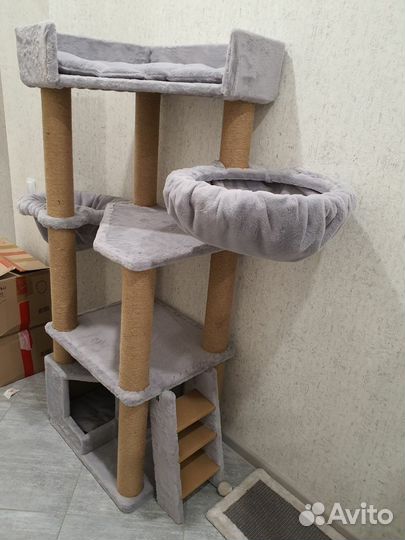 Домик для кошки с когтеточкой большой
