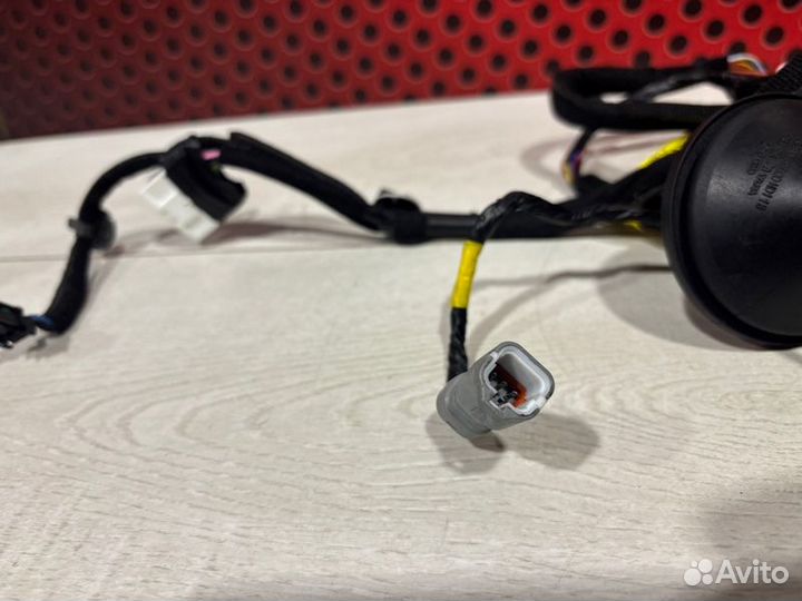 Проводка двери передней правой Kia Sorento Prime