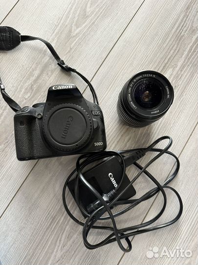 Зеркальный фотоаппарат Canon 500d