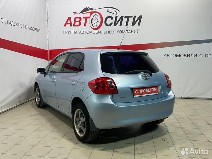 Toyota Auris 1.6 МТ, 2008, 303 000 км