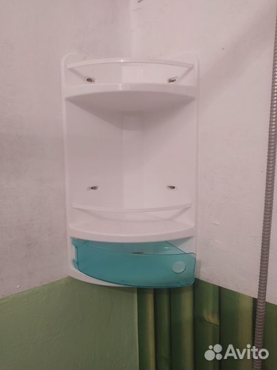 Полочка для ванной угловая